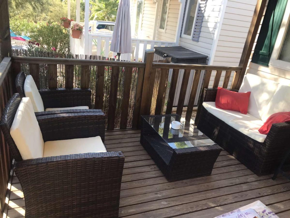 Mobilhome En Face Des Plages 耶尔 外观 照片