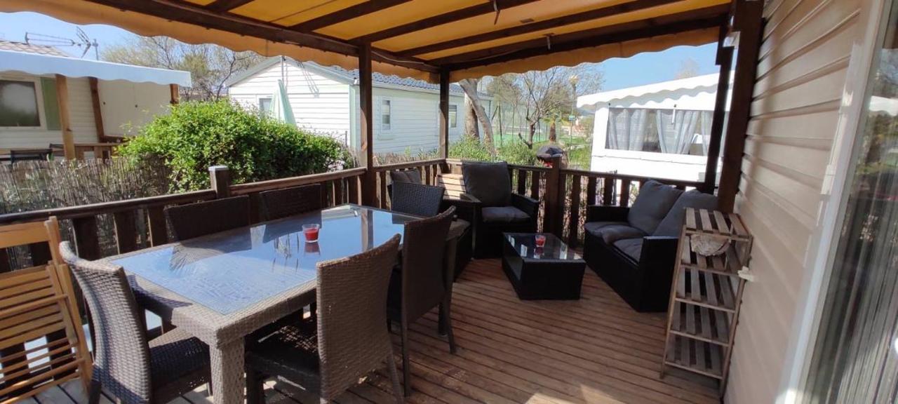 Mobilhome En Face Des Plages 耶尔 外观 照片